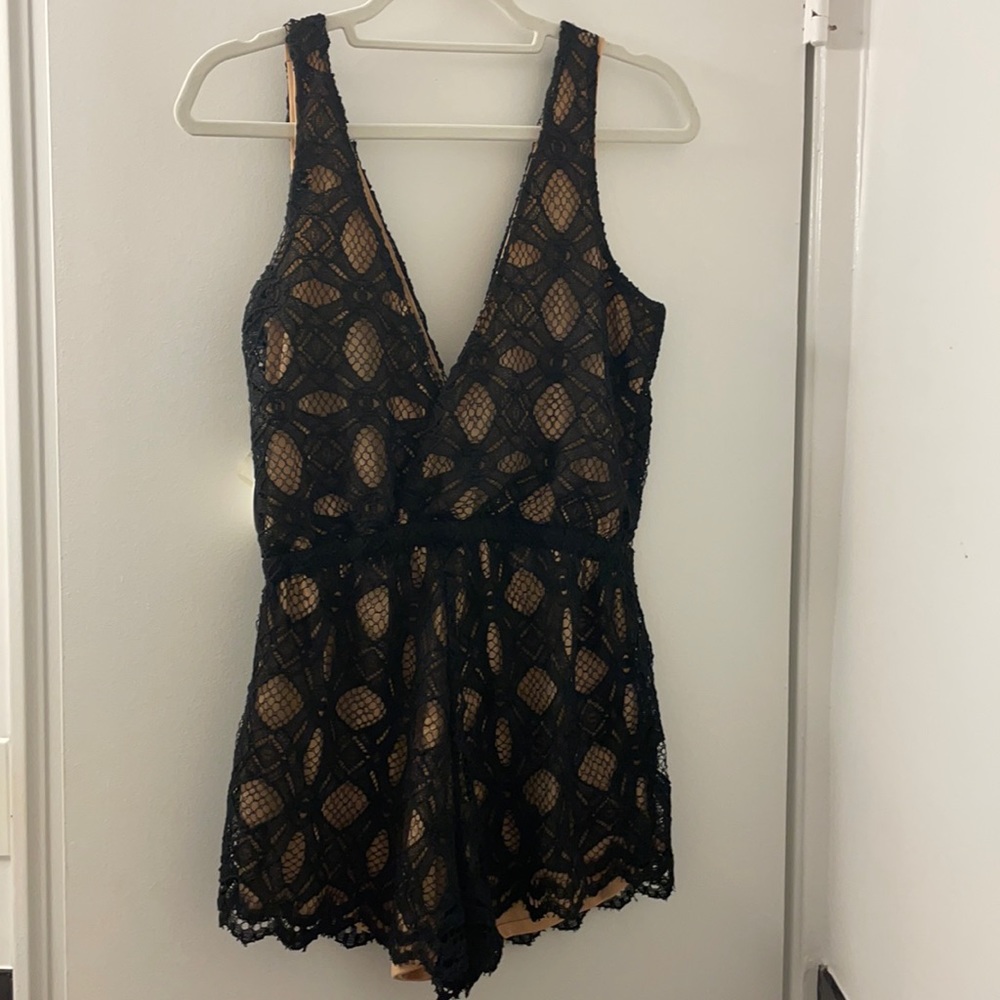 Tularosa lace romper - tags on